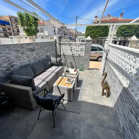 Prachtig Gemoderniseerde Woning Op 250 Meter Het Holiday home *