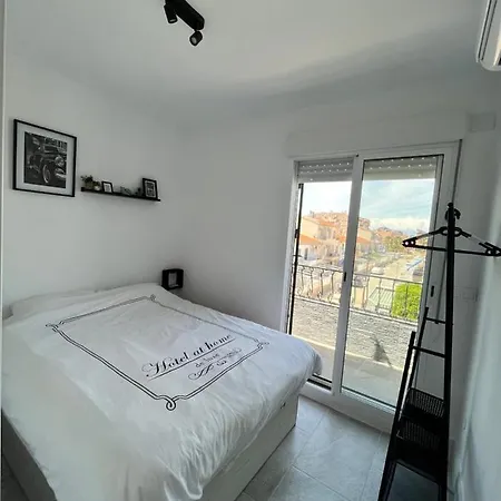 Prachtig Gemoderniseerde Woning Op 250 Meter Het Holiday home Santa Pola