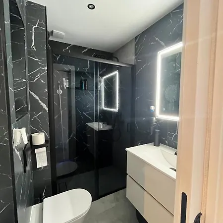 Prachtig Gemoderniseerde Woning Op 250 Meter Het * Santa Pola