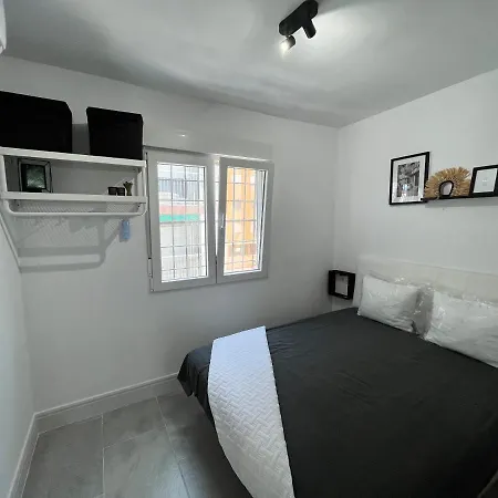 Prachtig Gemoderniseerde Woning Op 250 Meter Het Holiday home Santa Pola