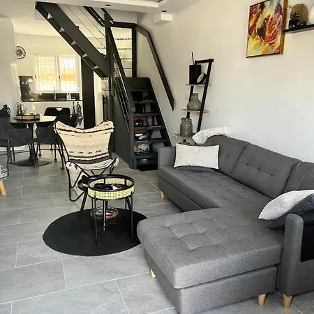 Prachtig Gemoderniseerde Woning Op 250 Meter Het * Santa Pola