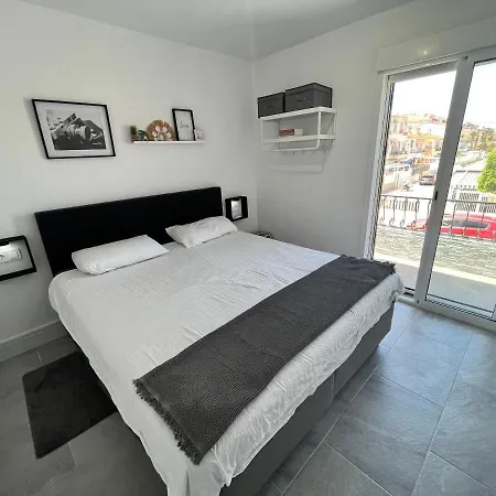 Prachtig Gemoderniseerde Woning Op 250 Meter Het Holiday home