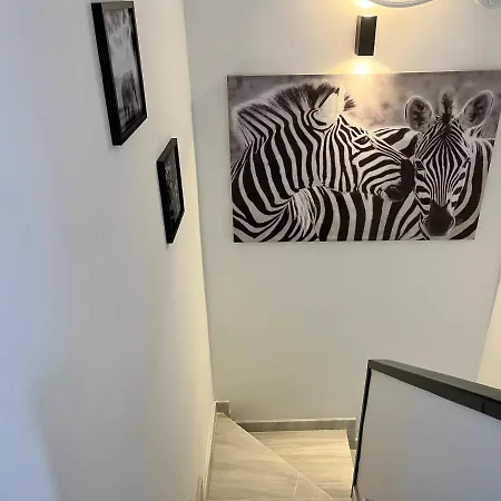 Holiday home Prachtig Gemoderniseerde Woning Op 250 Meter Het *