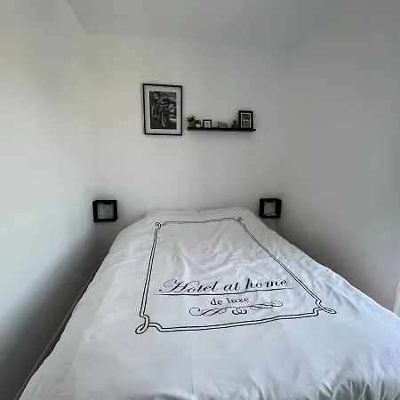 Vakantiehuis Prachtig Gemoderniseerde Woning Op 250 Meter Het *