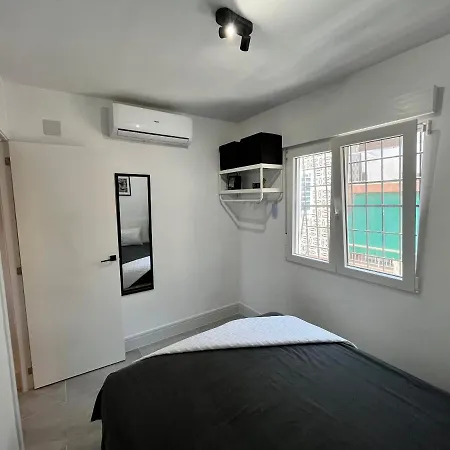 Holiday home Prachtig Gemoderniseerde Woning Op 250 Meter Het Santa Pola