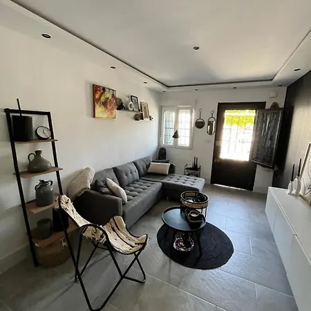 Prachtig Gemoderniseerde Woning Op 250 Meter Het Holiday home