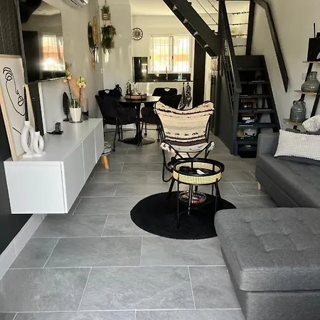 Prachtig Gemoderniseerde Woning Op 250 Meter Het * Santa Pola