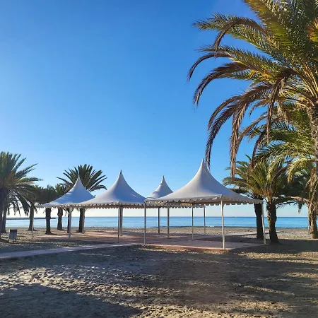 Prachtig Gemoderniseerde Woning Op 250 Meter Het Santa Pola
