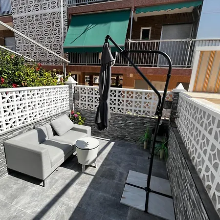 Prachtig Gemoderniseerde Woning Op 250 Meter Het Holiday home Santa Pola